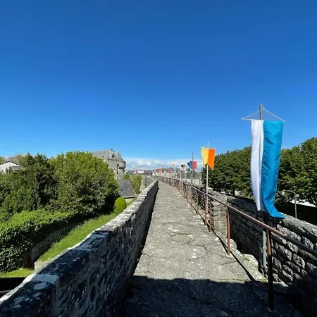 Apartment Face Aux Remparts De Guerande